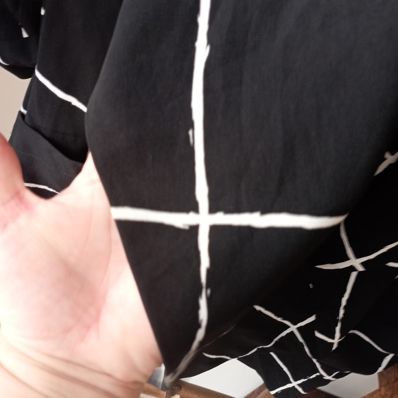 Black and White Jacket - Picture 4 of 14